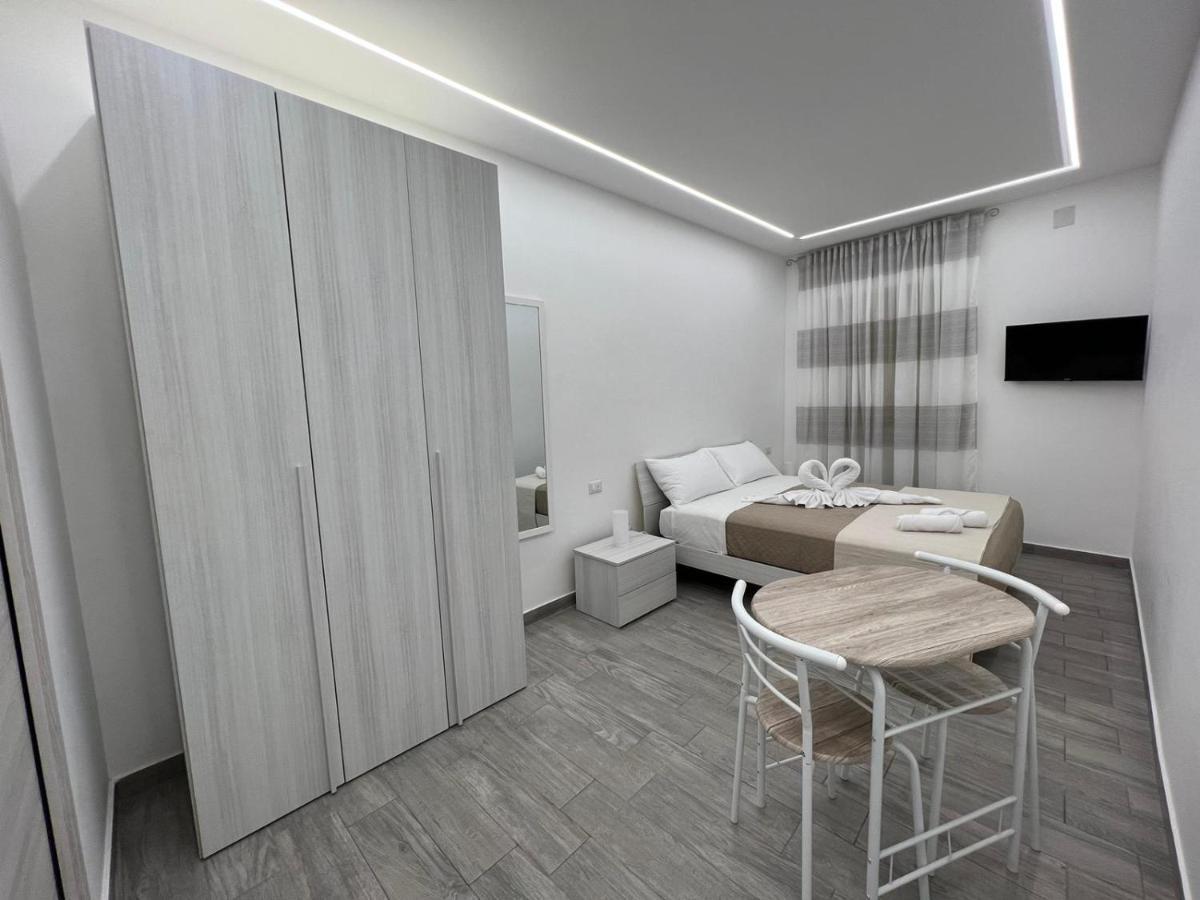 Ohana 22 Catania-Fontanarossai nemzetközi repülőtér Kültér fotó
