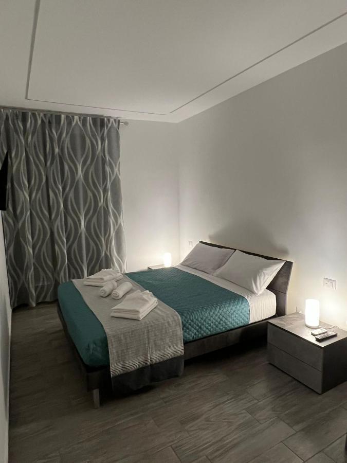 Ohana 22 Catania-Fontanarossai nemzetközi repülőtér Kültér fotó